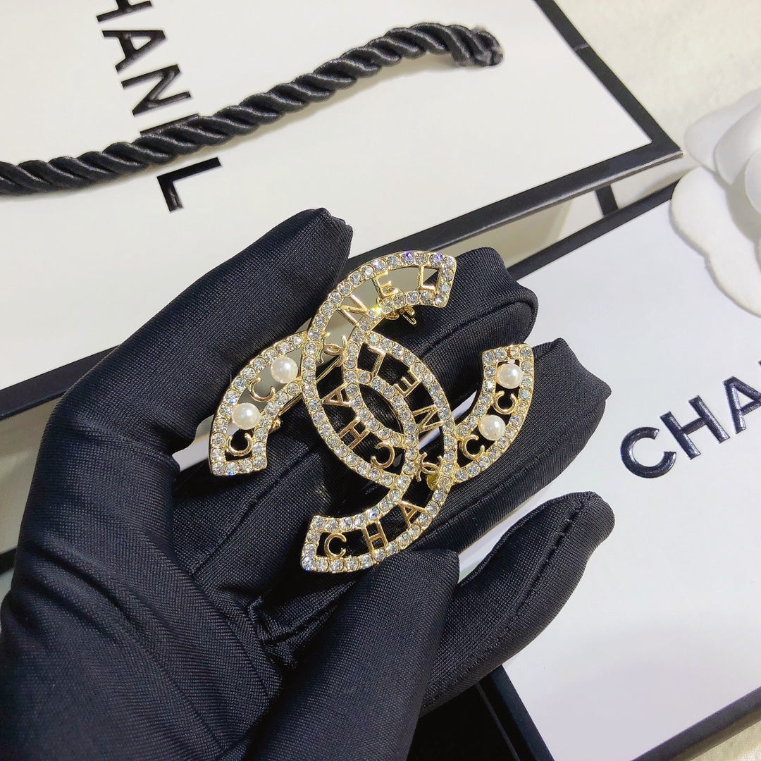 Luxury C.Coco Gold Brooch pin