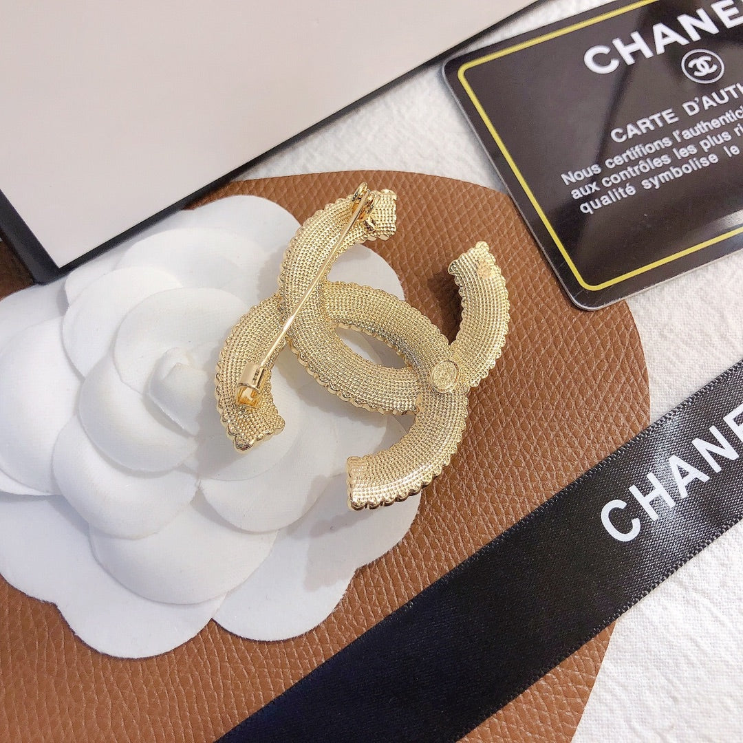 Luxury C.C Gold & Pearl Brooch pin