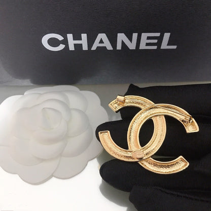 Luxury C.C Gold Brooch pin