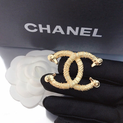 Luxury C.C Gold Brooch pin