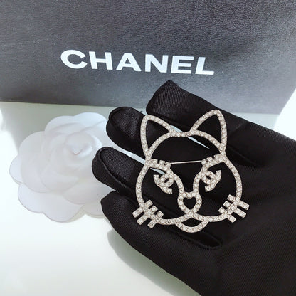 Luxury C.C Pussy-cat Brooch pin - Silver