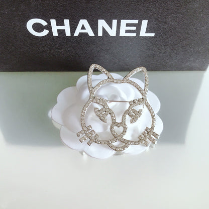 Luxury C.C Pussy-cat Brooch pin - Silver