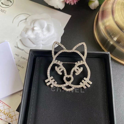 Luxury C.C Pussy-cat Brooch pin - Silver