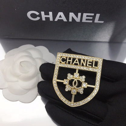 Luxury C.C Badge Brooch pin