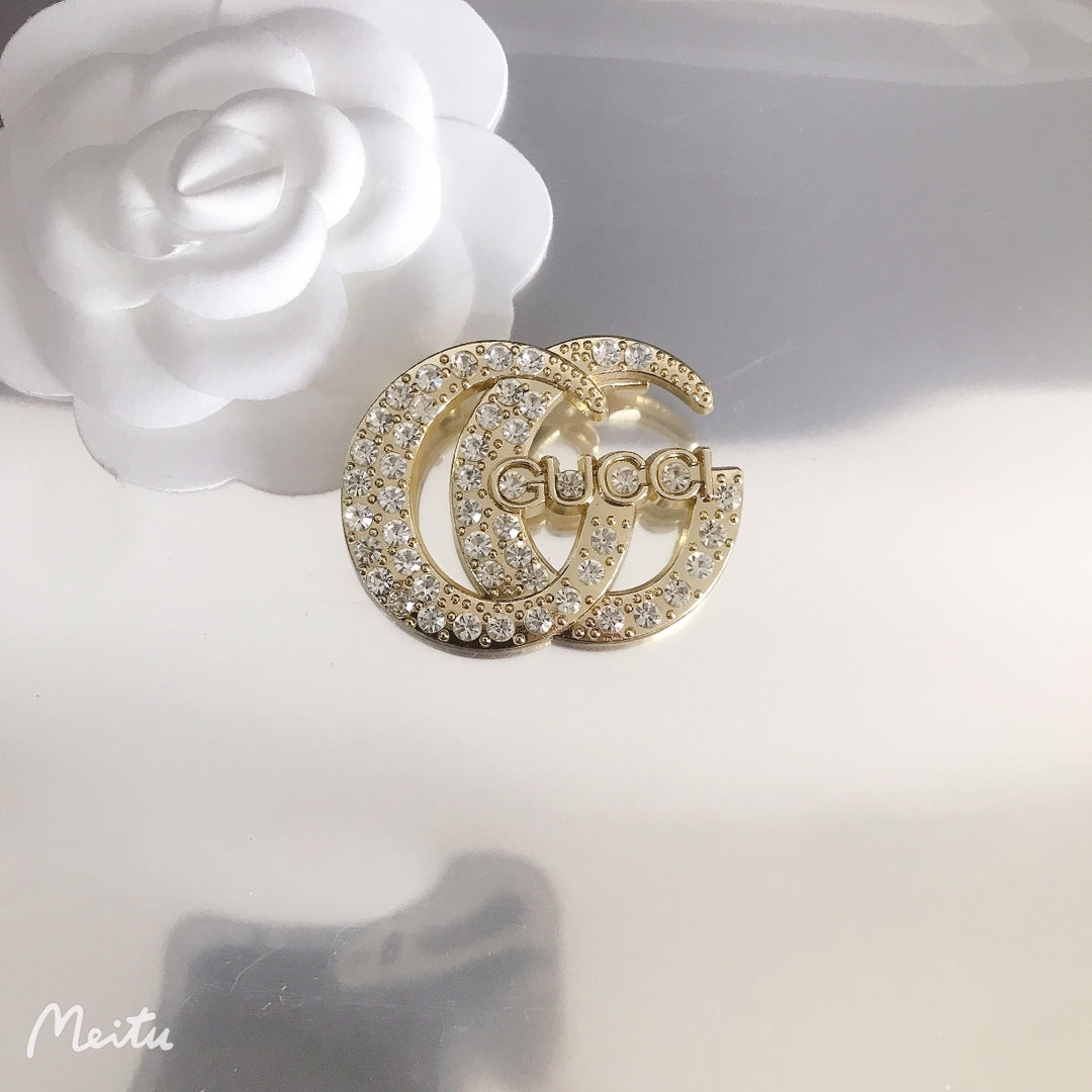 Luxury Gold G.G Brooch pin