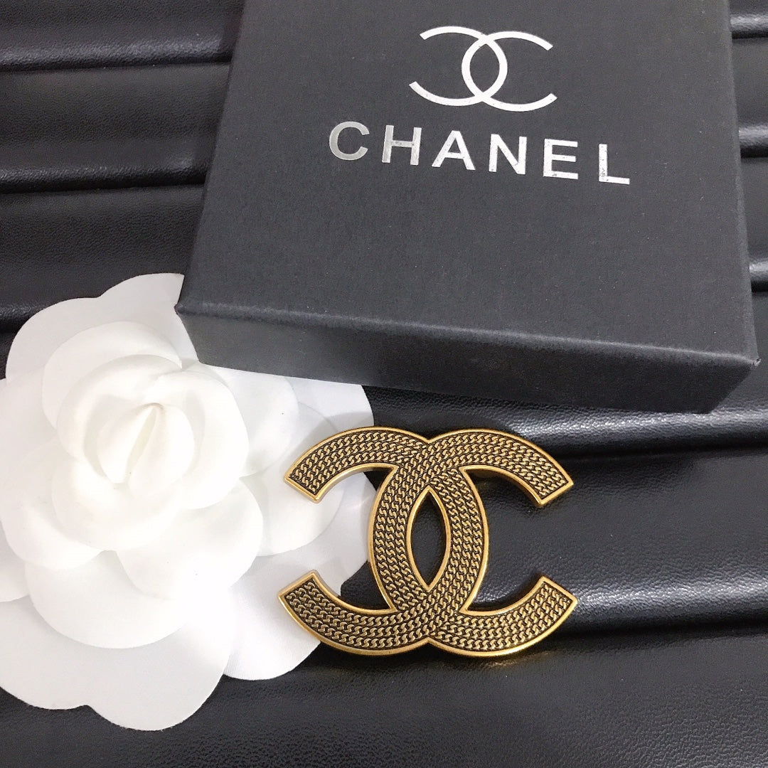 Luxury C.C Vintage Brooch pin
