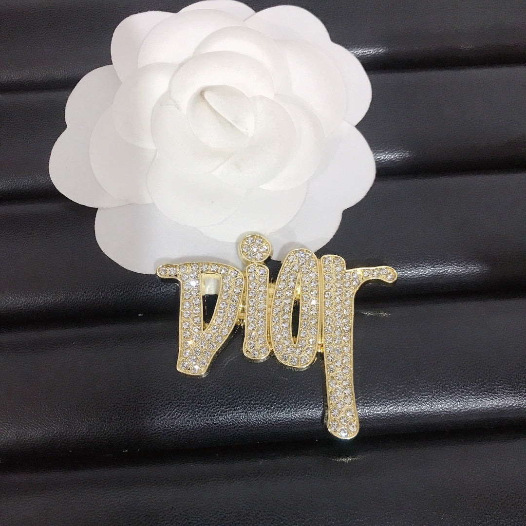 Luxury Gold Dior Brooch pin