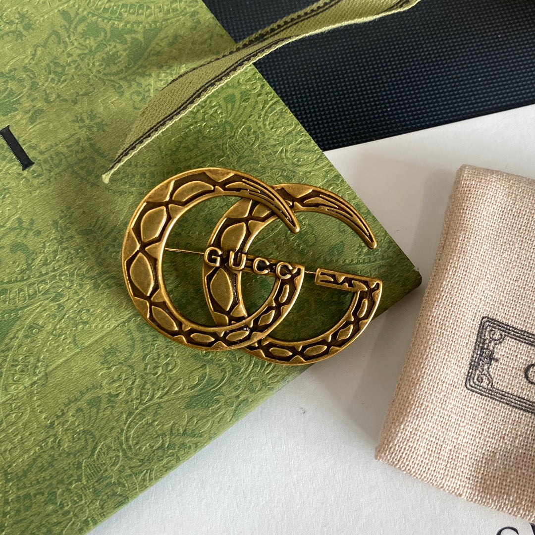 G.G Vintage Brooch pin