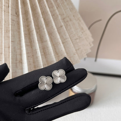 Titanium Steel Phantom Four-Leaf Clover Necklace