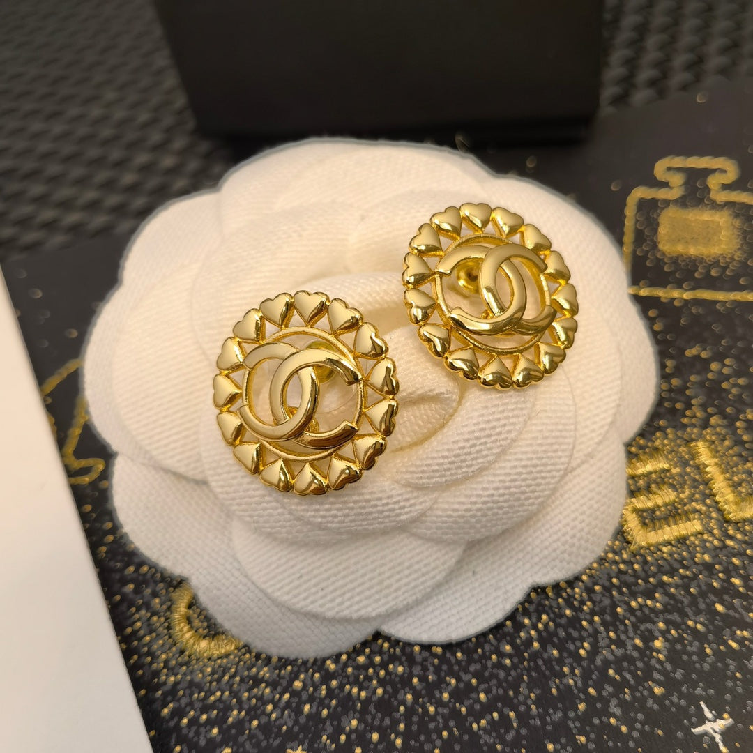High quality C. C Heart stud earrings