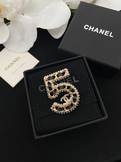 Luxury C.C No.5 Gold Brooch pin