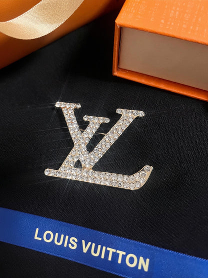 Luxury L.V Gold Brooch pin
