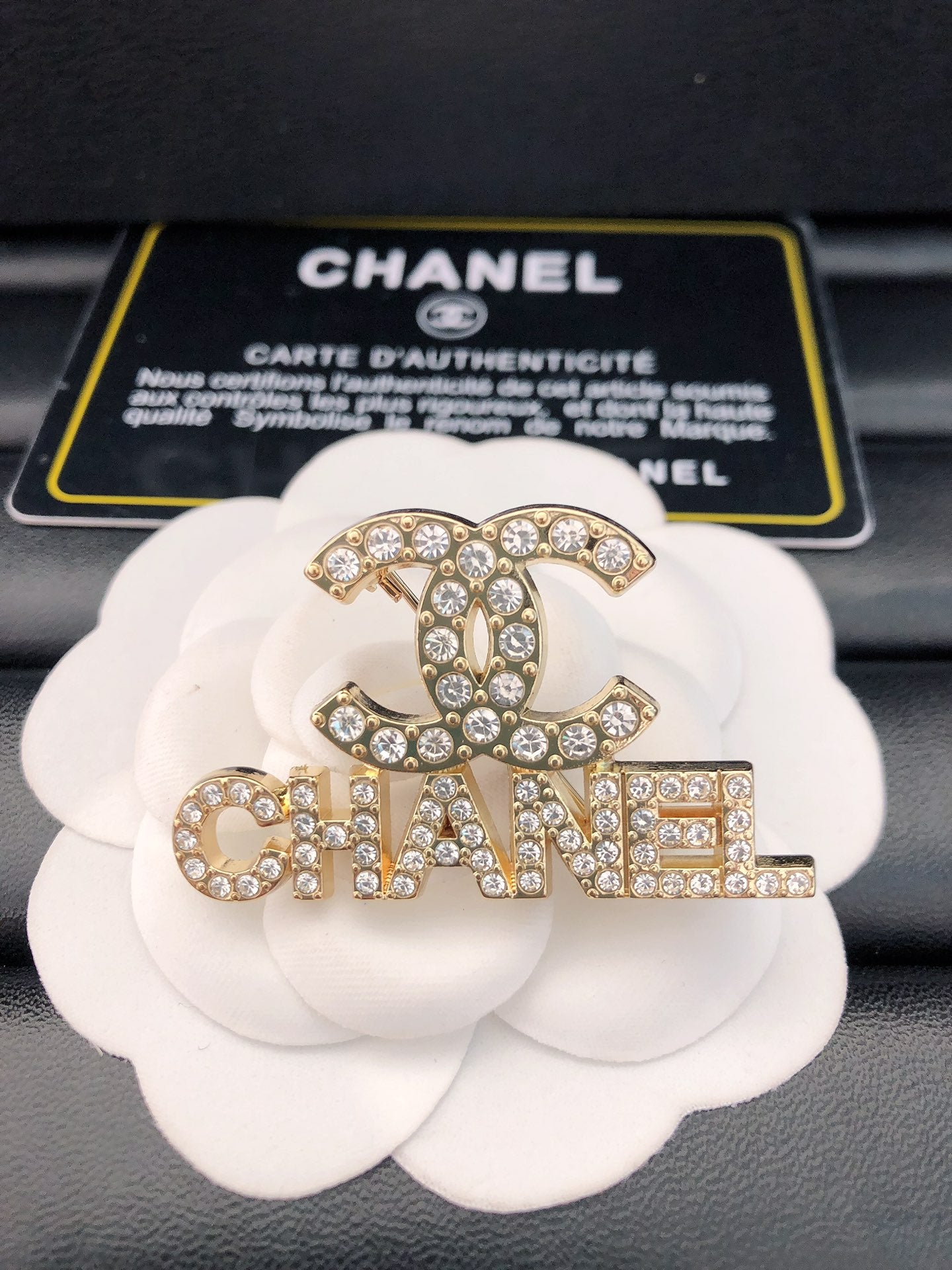 Luxury C.C Gold/Silver Brooch pin