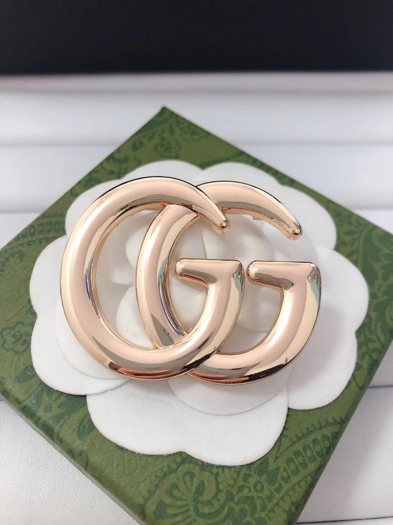 Luxury G.G Brooch Pin - Gold