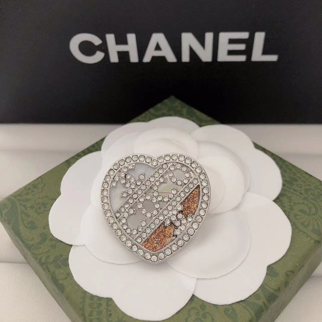 Luxury Heart C.C Brooch Silver