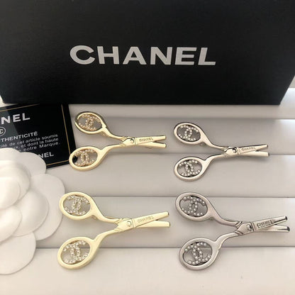 Luxury C.C Scissors Brooch pin