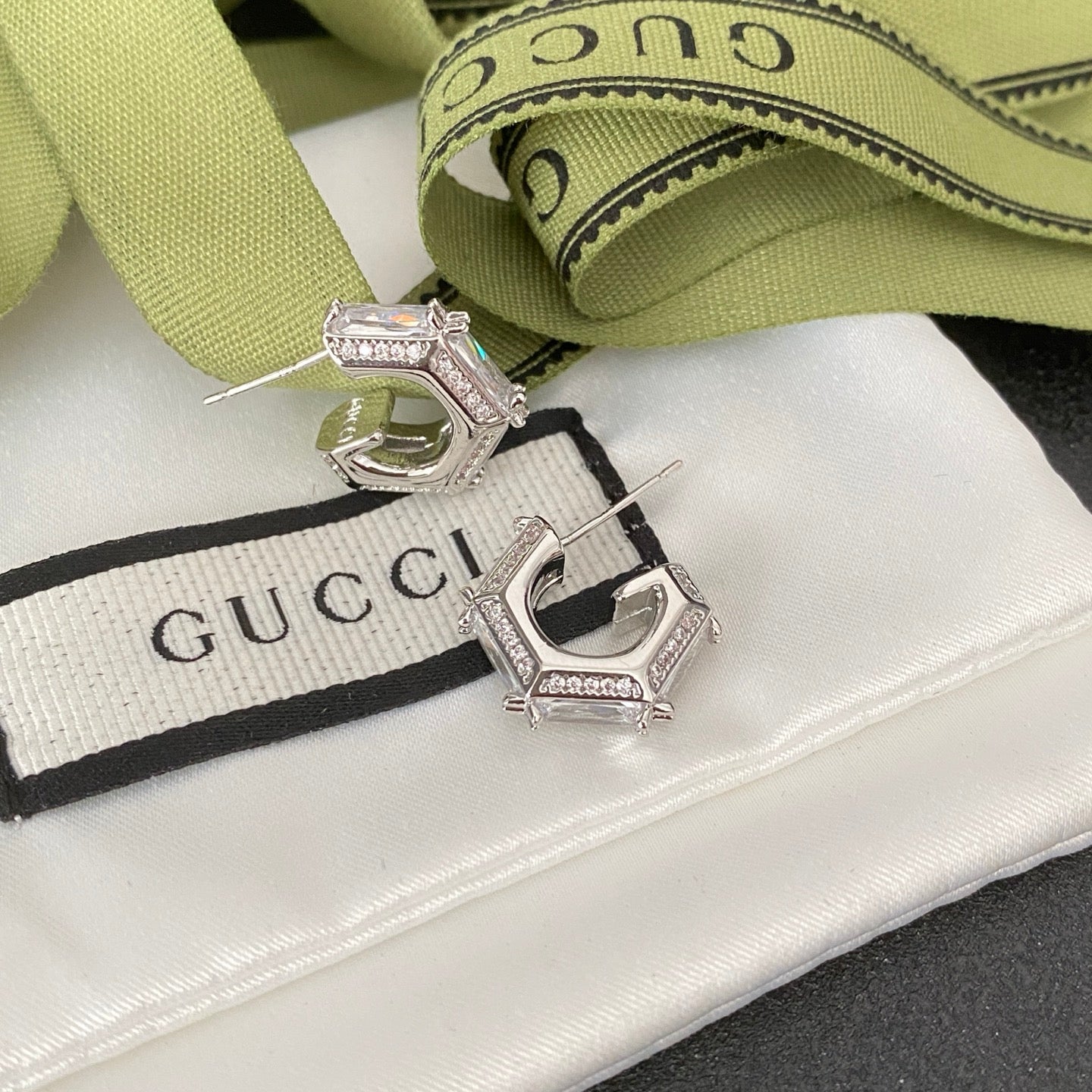 High-End GG Titanium steel Earrings