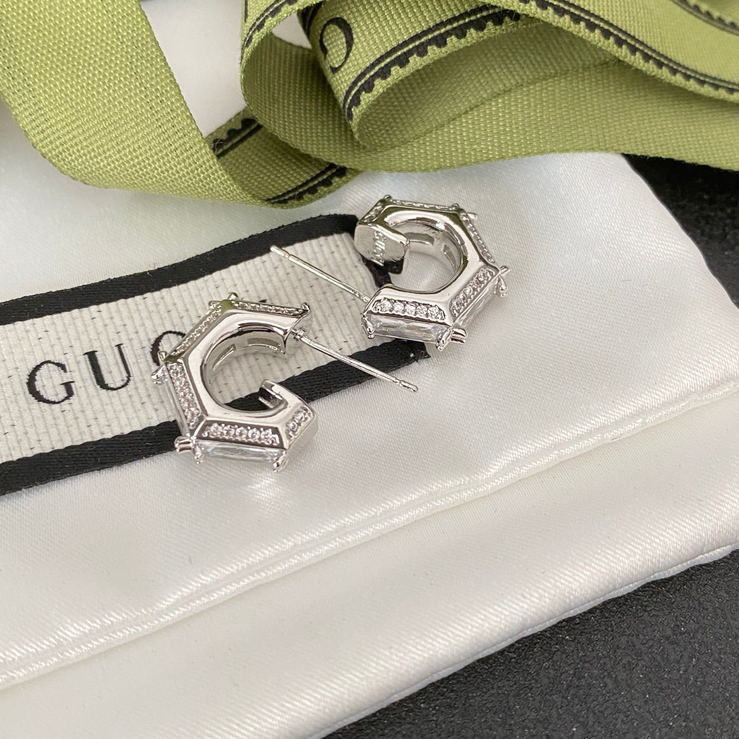 High-End GG Titanium steel Earrings