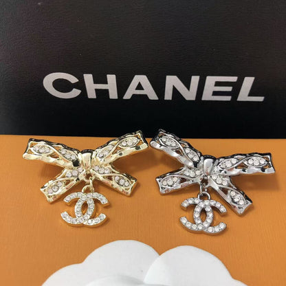 Luxury C.C Bow Brooch pin