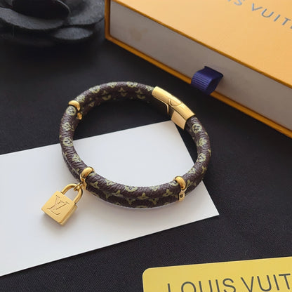 Titanium Steel L-brand Patterned Leather Lock Bangle