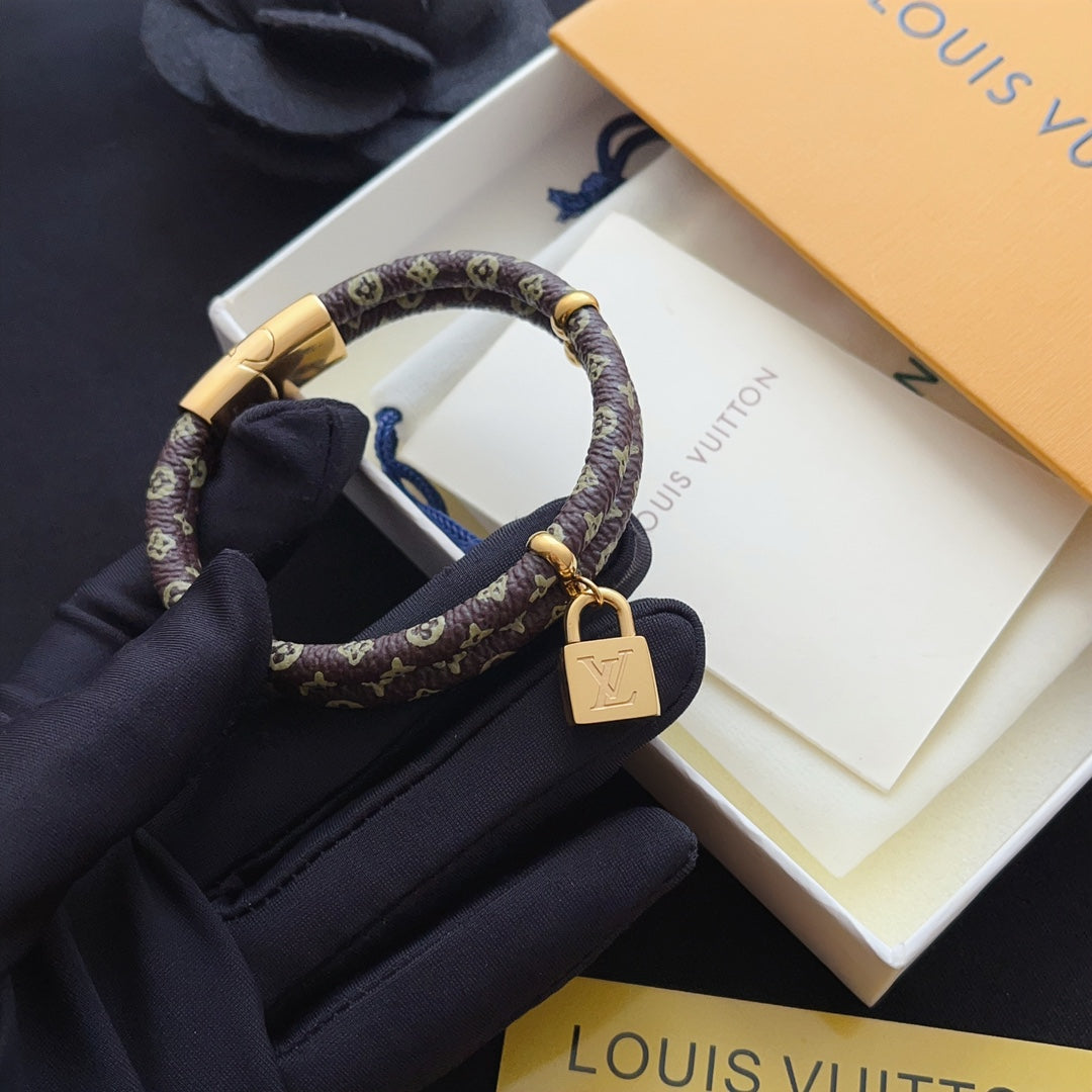 Titanium Steel L-brand Patterned Leather Lock Bangle